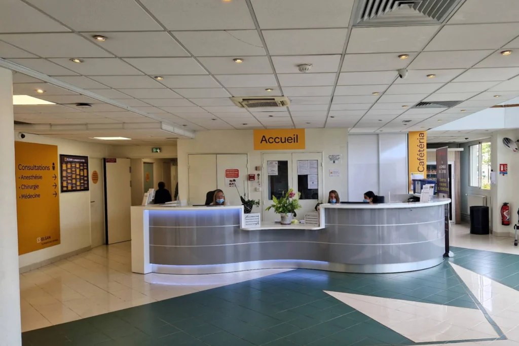 clinique estree CLINIQUE DE L’ESTRÉE Dr Pierre SAUTET - Chirurgien orthopédiste Seine-Saint-Denis