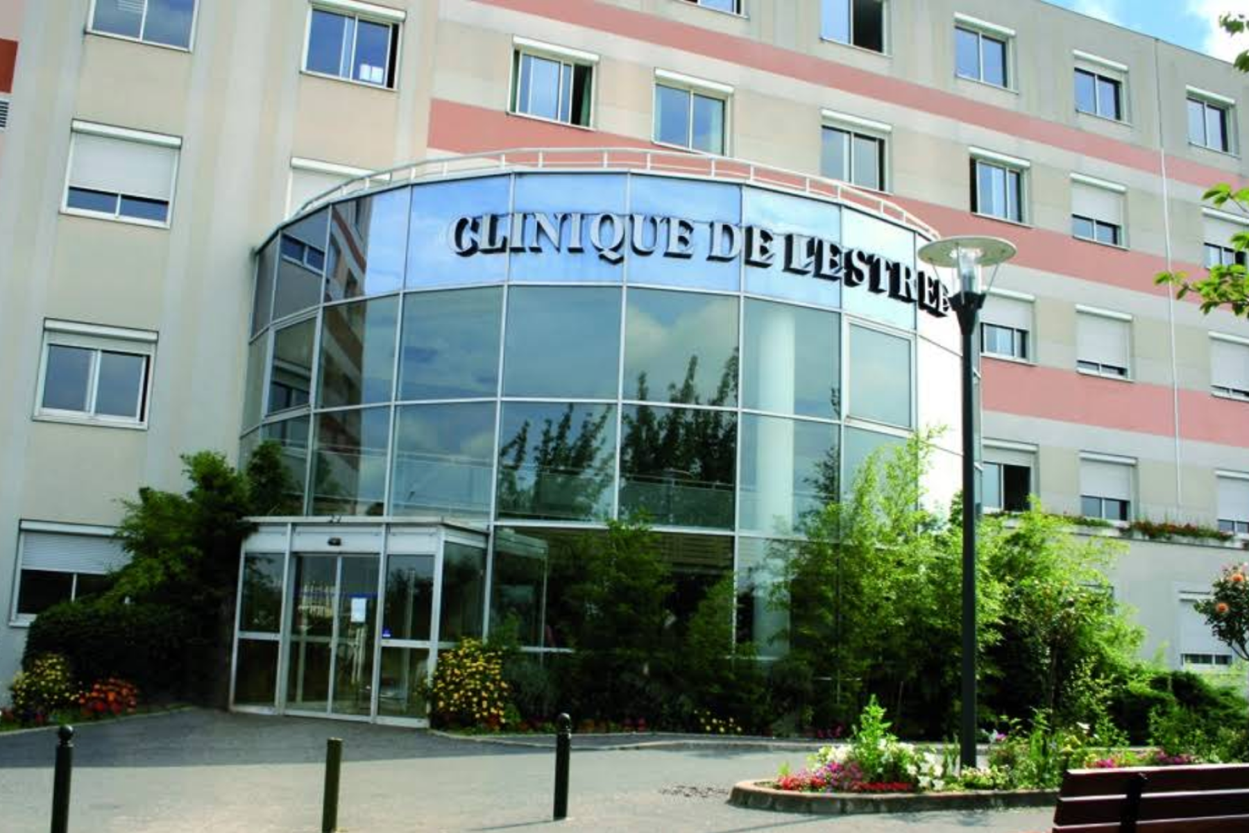 orthopediste clinique destree stains CLINIQUE DE L’ESTRÉE Dr Pierre SAUTET - Chirurgien orthopédiste Seine-Saint-Denis